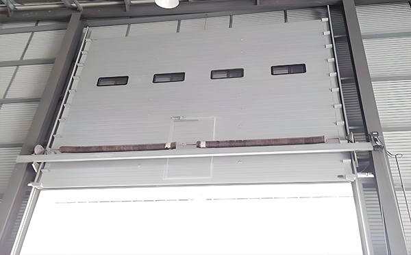 同心工业滑升门