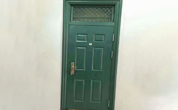 同心学校教室门