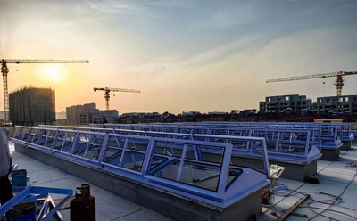 消防同心排烟窗开启角度