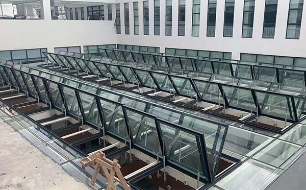 百安科技有限公司近期同心排烟窗项目案例分享 百安科技有限公司近期同心排烟窗项目案例分享