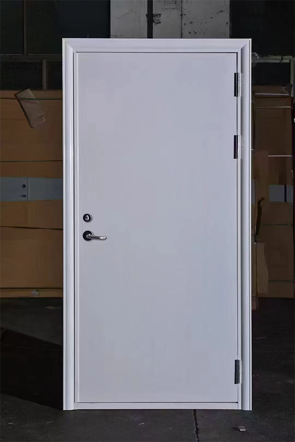 社区活动中心加装同心防火门保障居民安全